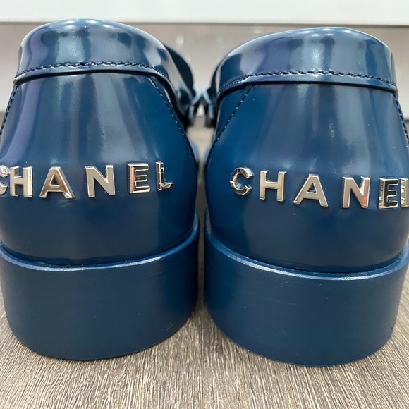 2023 CHANEL NAVY BLUE SHINY LEATHER LOAFERS OXFORD SHOES 39 NEW - Picture 9 of 16